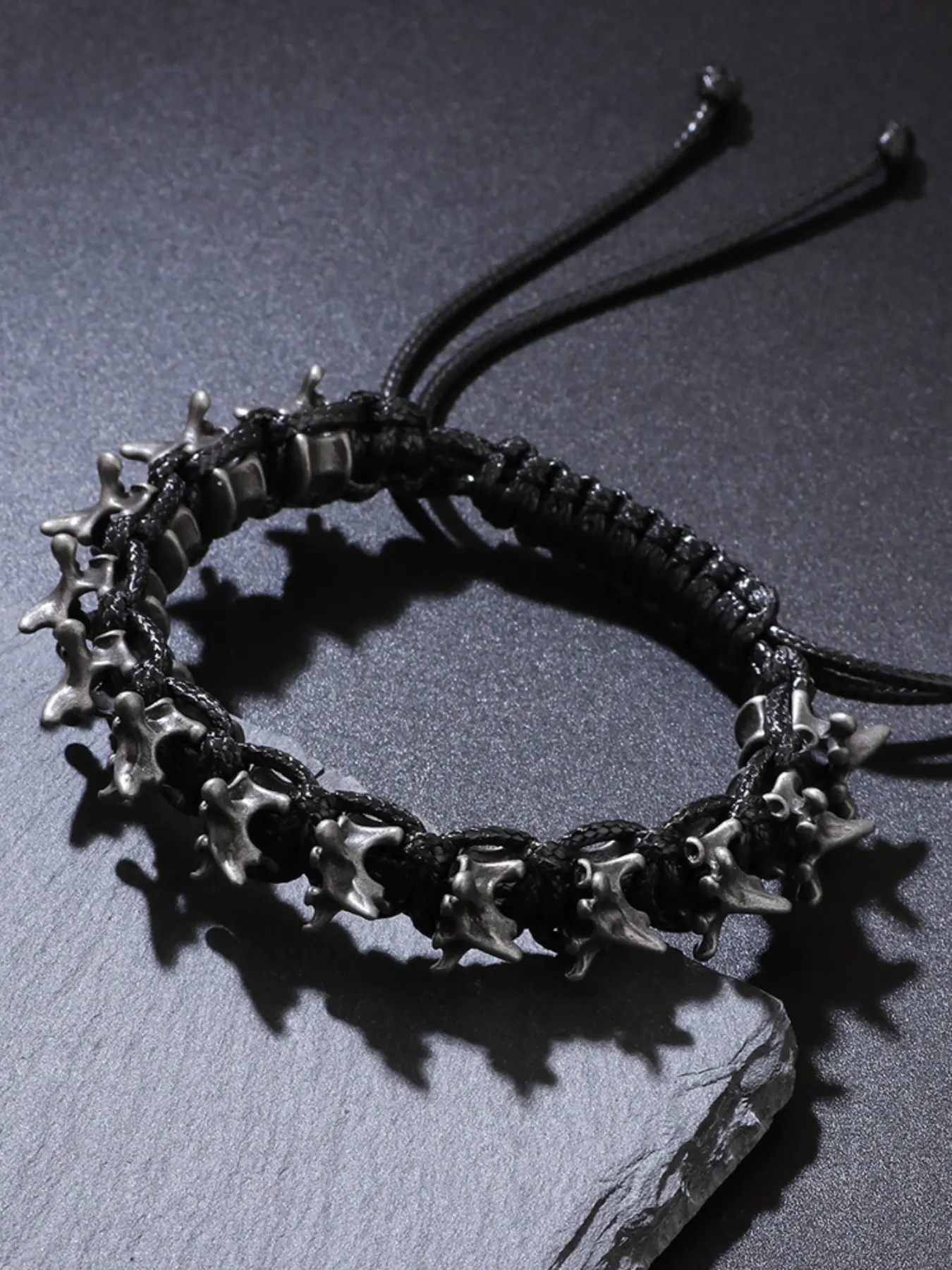 Punk Hip-Hop Handwoven Alloy Dragon Bone Bracelet, Adjustable Wrist Accessory for Men, Braided Bracelets