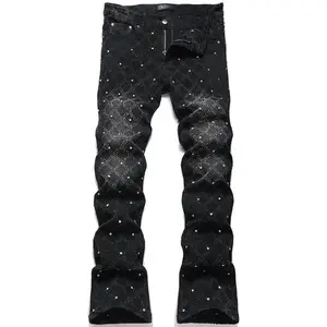 Men’s high-stretch retro black denim jeans with diamond jacquard pattern, allover rhinestone embellishments, slim fit with slight flare; slim-fit stretch wrinkle-resistant skin-friendly denim jeans; four-season style suitable for everyday hip-hop outfits.
