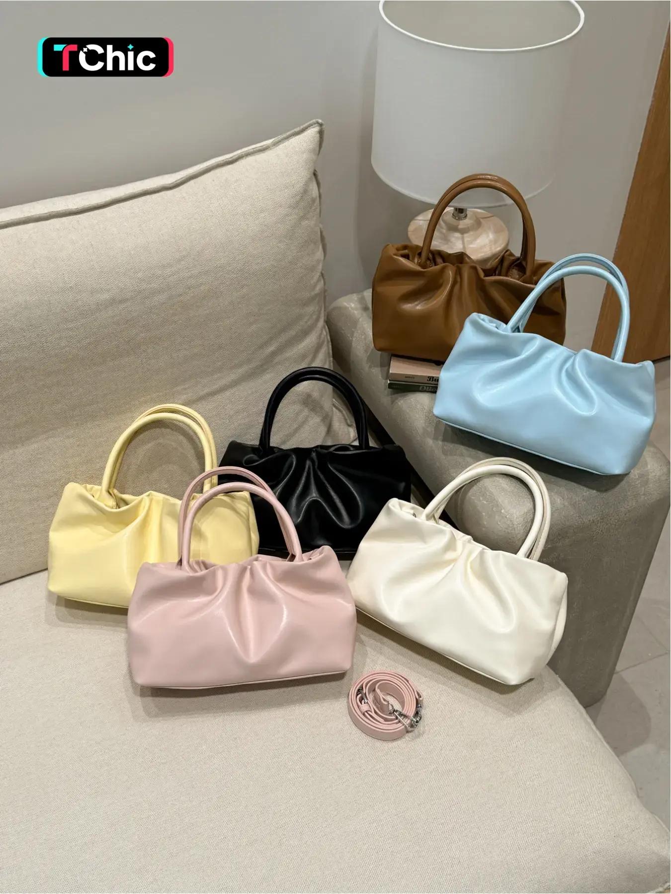 Fashion trend versatile handbag solid color small fresh shoulder bag Fashionable Shoulder Bag premium texture versatile crossbody bag Crossbody Shoulder Purses dopamine armpit bag shopping daily commuting bag Hobo shoulder bag Casual Trendy Purses