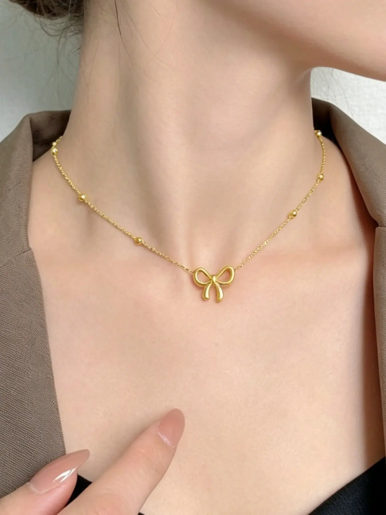 1 piece of fashionably delicate bow necklace, Dainty Necklace, an elegant accessory for ladies' cocktail parties and evening wear, perfect as a delightful gift for women