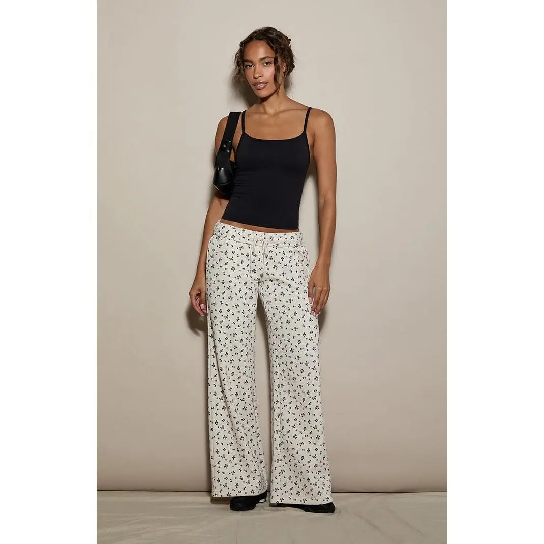 LA Hearts Women's Ditzy Floral Baggy Sweatpants