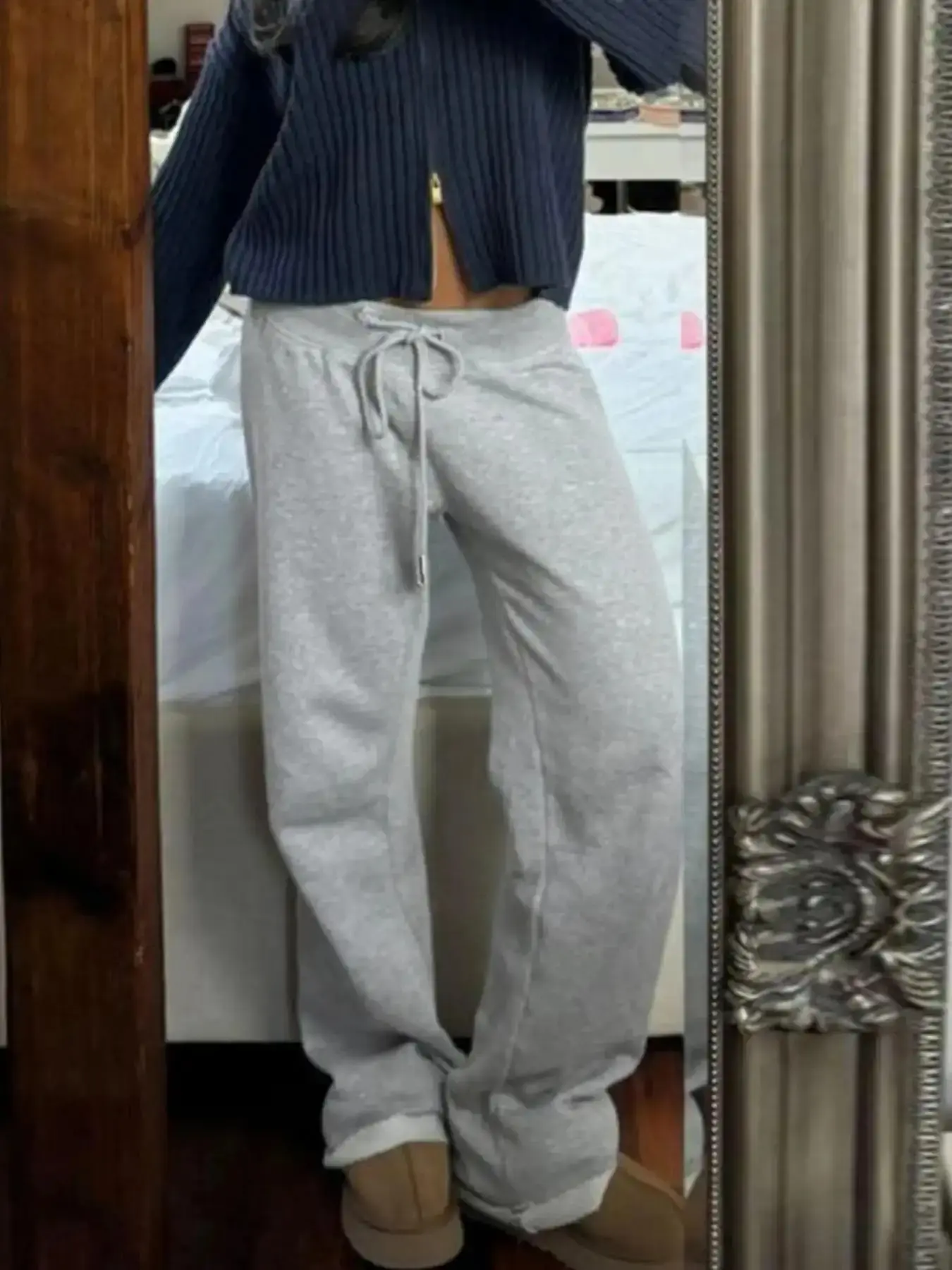 Women's Sleek Casual Fitted Sweatpants, Plain Design, Street Style, Moderate Fabric, Fall & Winter Fashion, Basic Versatile Long Pants, Fit Trousers, tailored comfort, sleek line, flattering drape