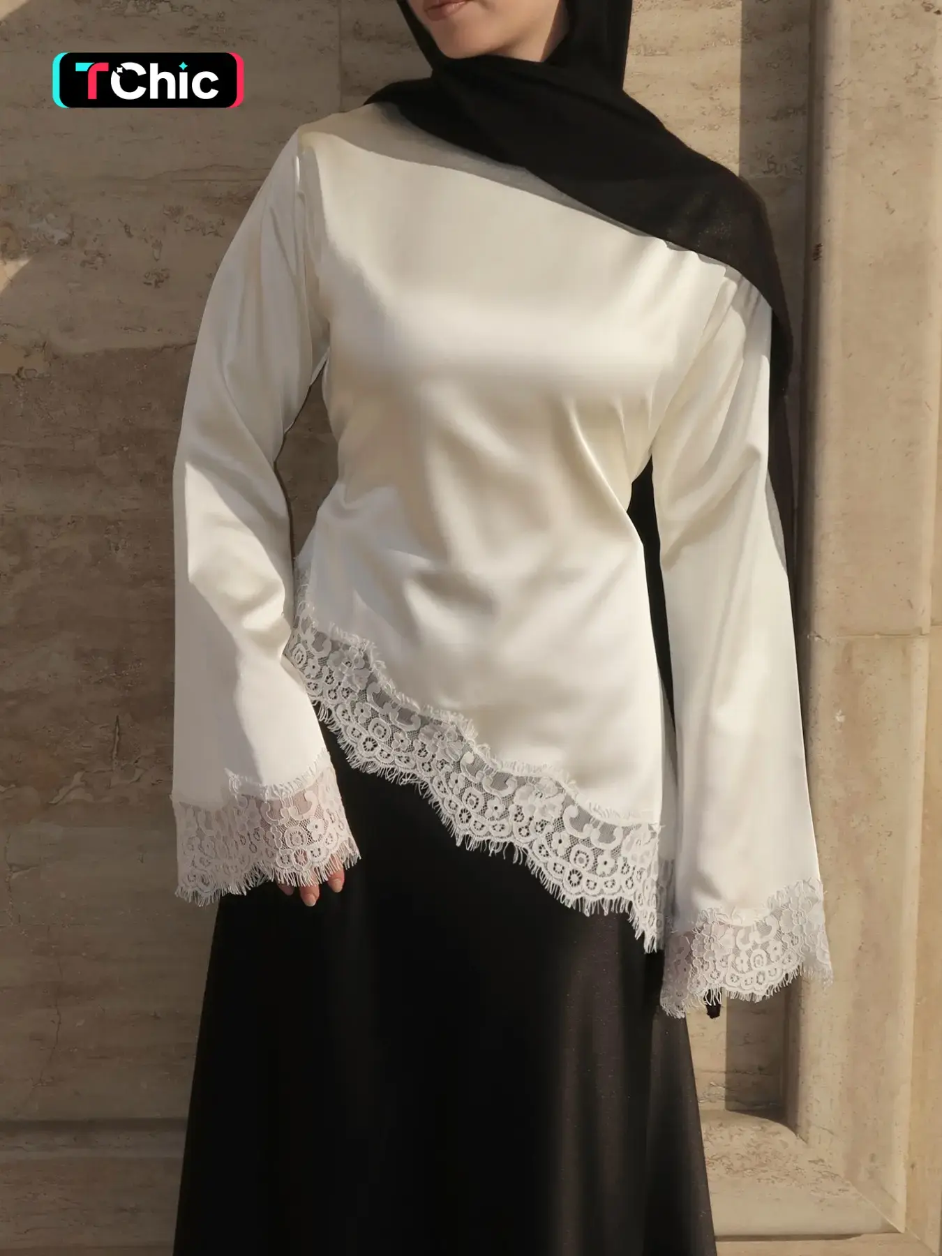 Women White Satin Blouse Long Sleeve Lace Trim Bell Sleeve Top Elegant Asymmetrical Hem Shirt Dressy Loose Fit Blouse Chic Modest Boho Evening Top Lace Cuff Flowy Blouse for Office Party Wedding Guest Vacation Eid Ramadan Outfit