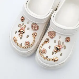 Coquette Aesthetic Gold Shoe Charms Set Shiny Metal Bunny Pearl Hearts Chains Kawaii Clog Jewelry Decoration Gift for Stylish Feet