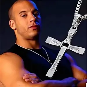 Dominic Toretto Fast & Furious Vin Diesel Crystal Cross Pendant Necklace Men's Unisex Fashion Jewelry Gift