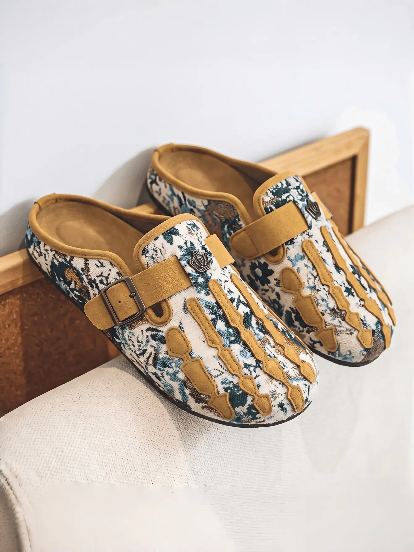 Women's Bohemian Mules, Tribal Floral Print Woven Clogs with Adjustable Buckle Strap and Cushioned Support