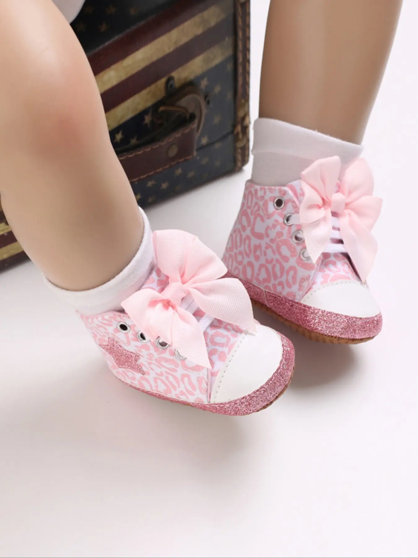 Spring Summer New Baby Sports Shoes, Baby Sprinkle Shoes, Anti-Slip Soft Bottom Breathable Fashion Bow Infant Walking Shoes, Bowknot Design Shoes, Casual Sportswear for Kids