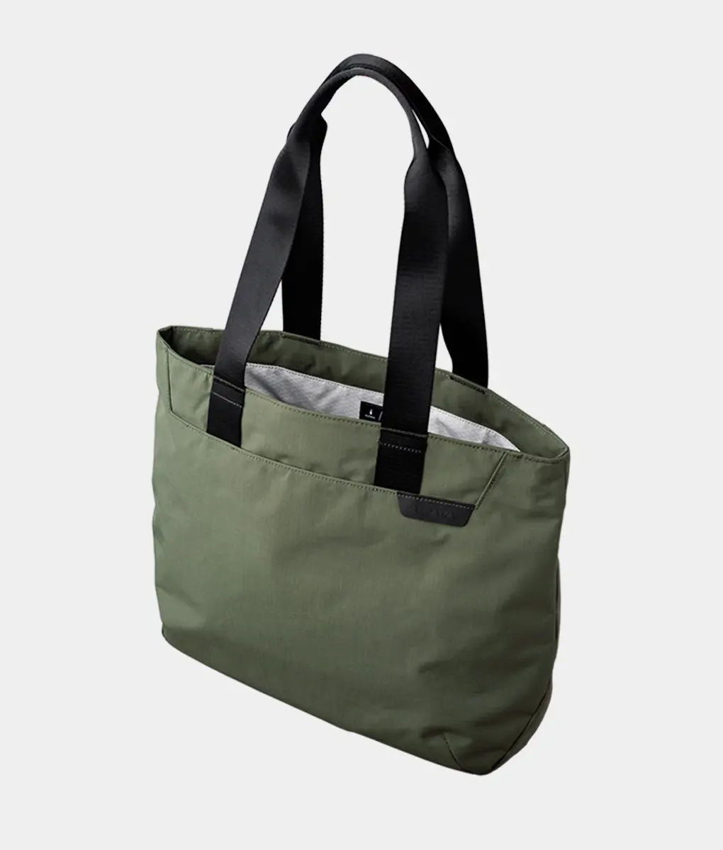 ALPAKA Elements Men's Tote Bag - 14.5L Weatherproof 210D Axoflux Polyester, Lightweight Plaid Collapsible Foldable Work Tote with Magnetic Closure, 6 Pockets, Casual Contrast Colors, Daily & Casual Commuter Bag