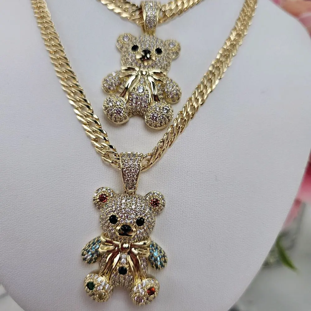 (22)Big bear pendant an beautiful chain  14kgoldplated  . 2 colors available