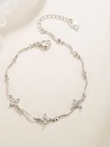 Lucky Four-Leaf Clover Bracelet, Luxe Versatile Zircon-Studded Wristband, Fashionable Cross-Border Accessory, Unique Personality Jewelry
