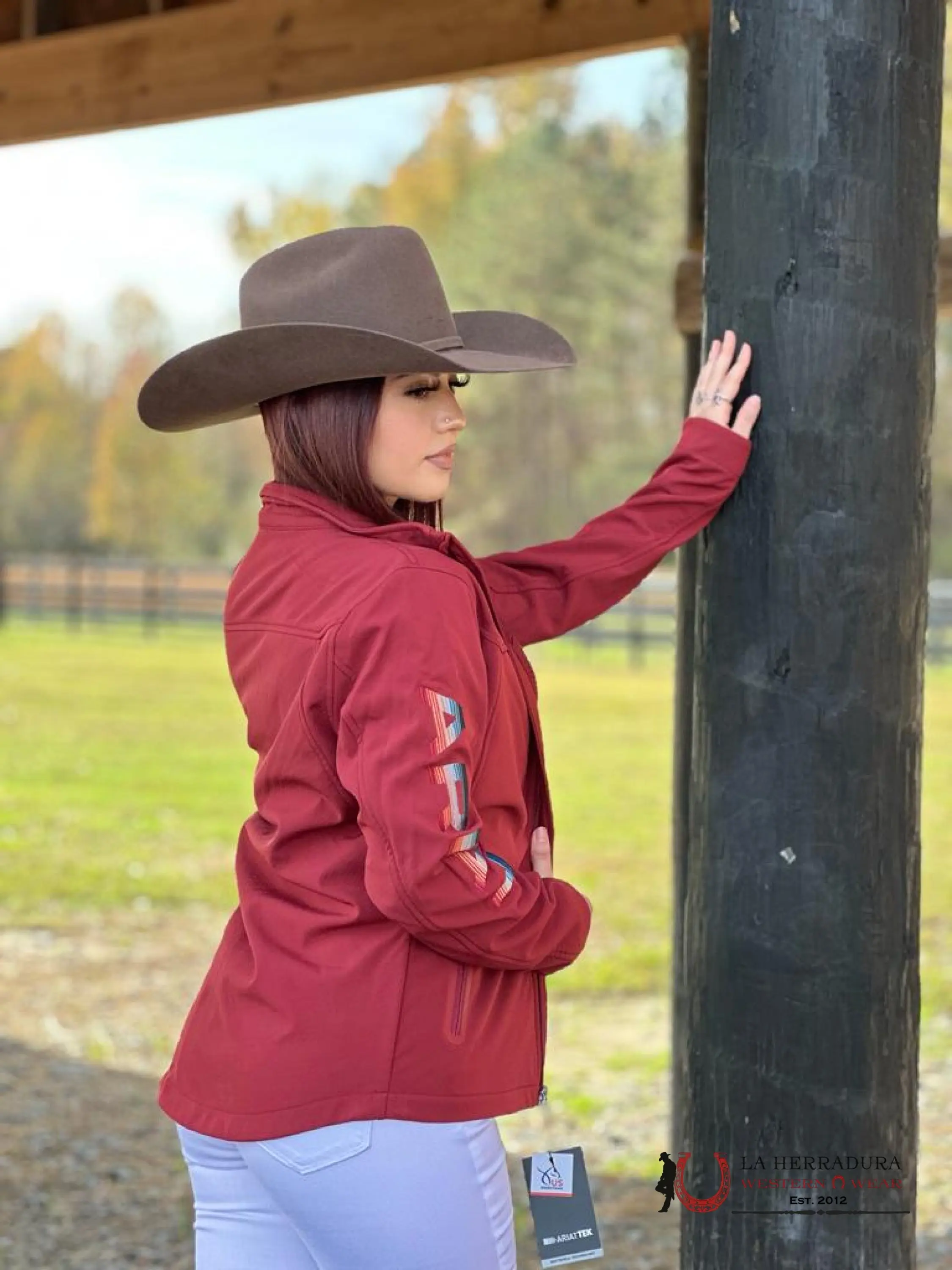 ARIAT Women's New Team Softshell Rouge Red Celestial Serape Jacket - Long Sleeve All-Seasons Outerwear