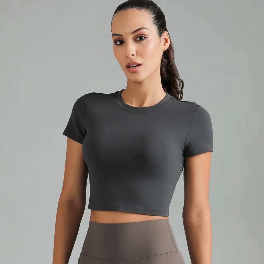 Colorfulkoala Dreamlux Short Sleeve Cropped Workout Shirt with Crisscross Back, Black, Versatile Design for Various Outfits