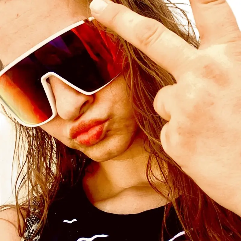 Panama Jack ft. Foster grant Sunglasses, UV-Protective Polarized Lenses for Outdoor Activities