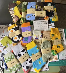 FREEBIE UNISEX SOCKS AND STICKERS EVERY SMUDGEES ORDER | 5 USD/pair IF SOLD SEPARATELY