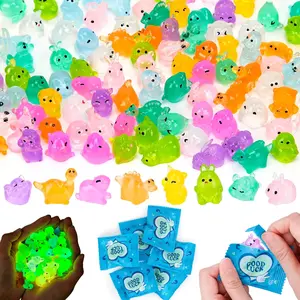 Mini Resin Animals Blind Bags - 100 Pcs Tiny Animals Glow in The Dark Little Farm Figures Micro Landscape Aquarium Potted Xmas Dollhouse Decor Fairy Garden Accessories