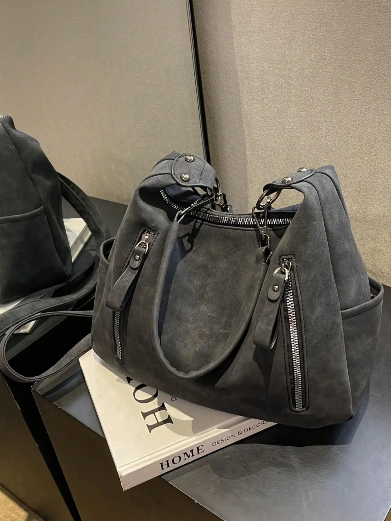 PU hobo bag solid color zipper large capacity college students novice white-collar office business commuting work bag Fashion Studded Decor Solid Color Zipper Shoulder Bag, Women's Trendy Crossbody Bag for School & Party