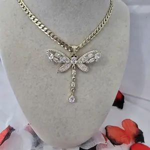 Cadena de libélula oro laminado de 14k