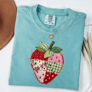 [Sale Up To 50%] Faux Yarn Strawberry Shirt, Patchwork Quilted Farmhouse Berry Tee, Rustic Gingham Floral Cottagecore Fruits, Vintage Print Comfort Color Shirt Gift, Graphic Streetwear T-shirt