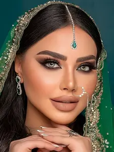 Elegant Water Drop Pendant headwear for Women, Rhinestone Embellished Hair Clip, Forehead Accessory, Stylish and Durable Jewelry