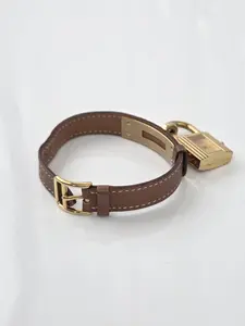 Pre-owned HERMÈS As Shown Shoulder Bags Hermes Kelly Watch for Women, Quartz MR17042026A973