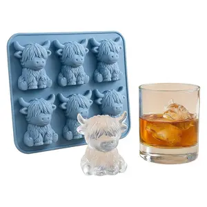 Mini Highland Cow Ice Cube Mold, Cute 3D Silicone Ice Tray, Cow Shape Ice Cubes, Ideal for Whiskey, Drinks, Parties, Bars, Birthdays, Gifts (6 Compartments)