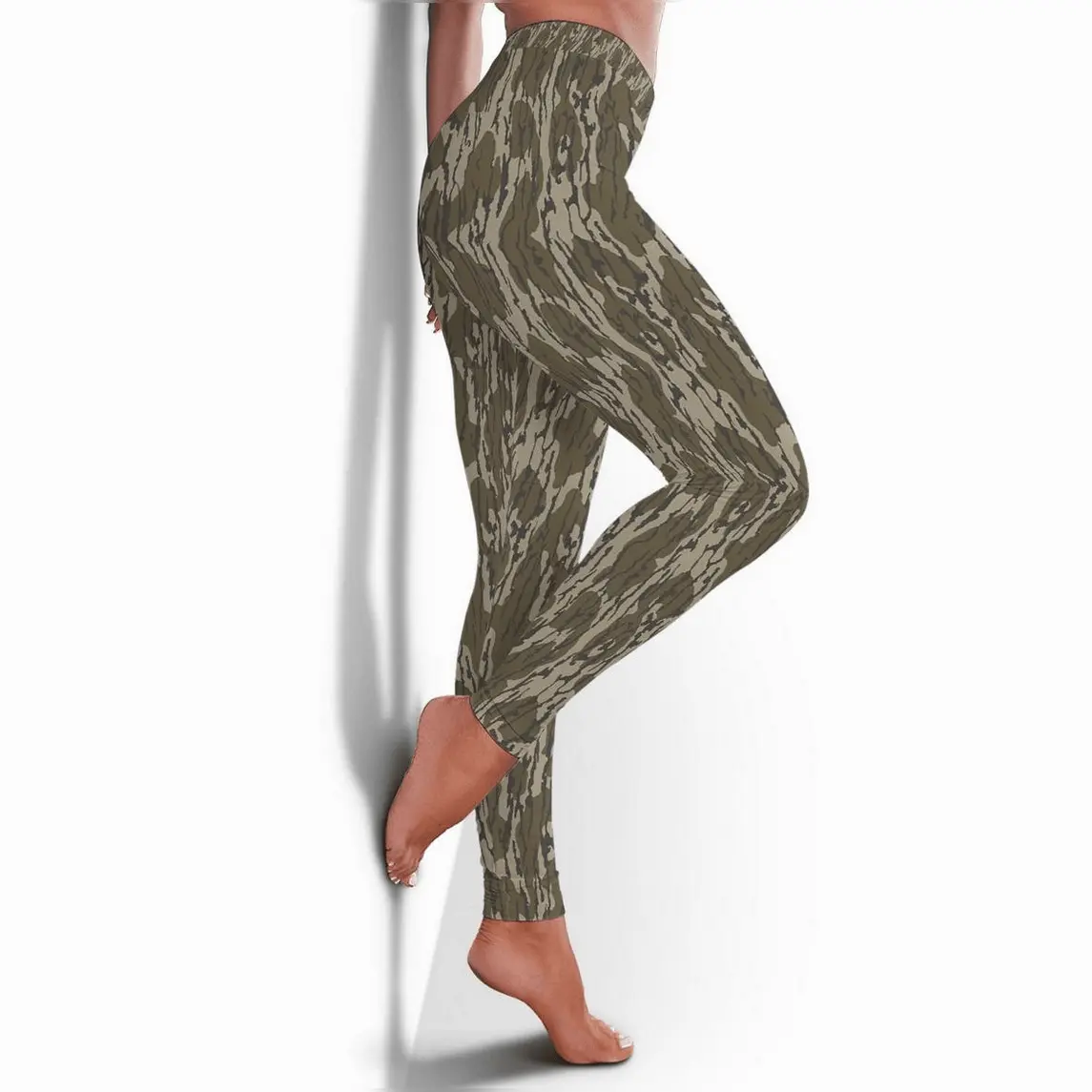 Bottomland Camo Patern Women's Leggings, Yoga Pants, High Waist Hunting Tights, Women's Outdoor Fitness Outfit Performance Sport L Breathable Yoga Leggings