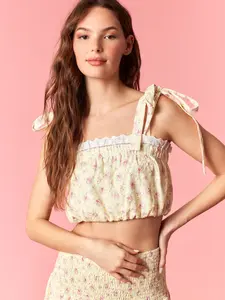 Eyelet Lace Detailed Ditsy Flower Printed Eyelet Woven Shirring Bow Tie Strap Top