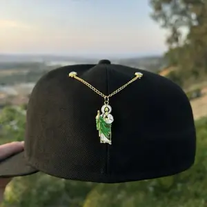 San Judas Pin V4