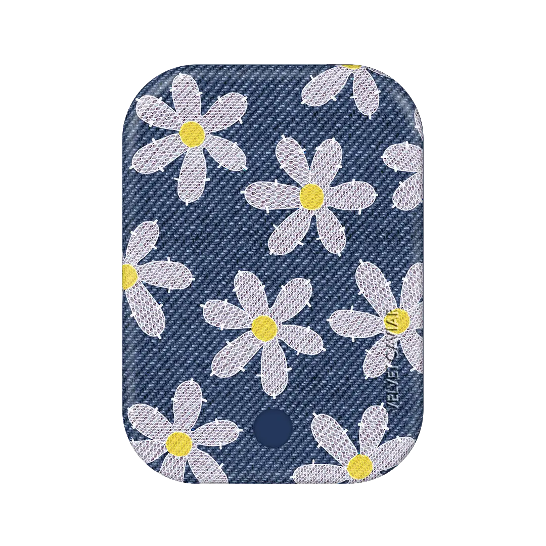 Denim Daisy MagSafe Battery Power Pack