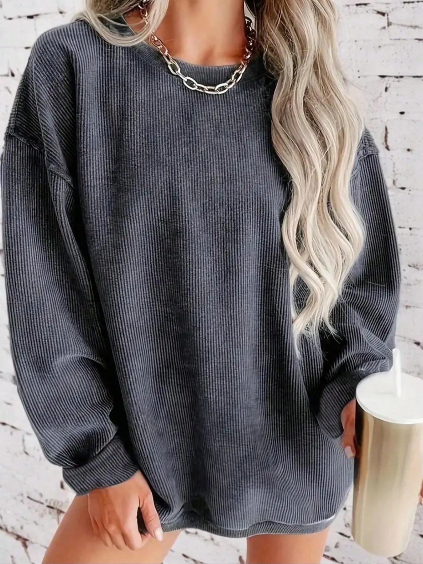 Plus Size Women's Solid Color Fitted Pullover Sweatshirt, Basic Casual Everyday Long Sleeve Round Neck, Fall & Winter Fashion, Comfortable Soft Knitwear Tops, Casual Comfy Top, Knitting, Fabric