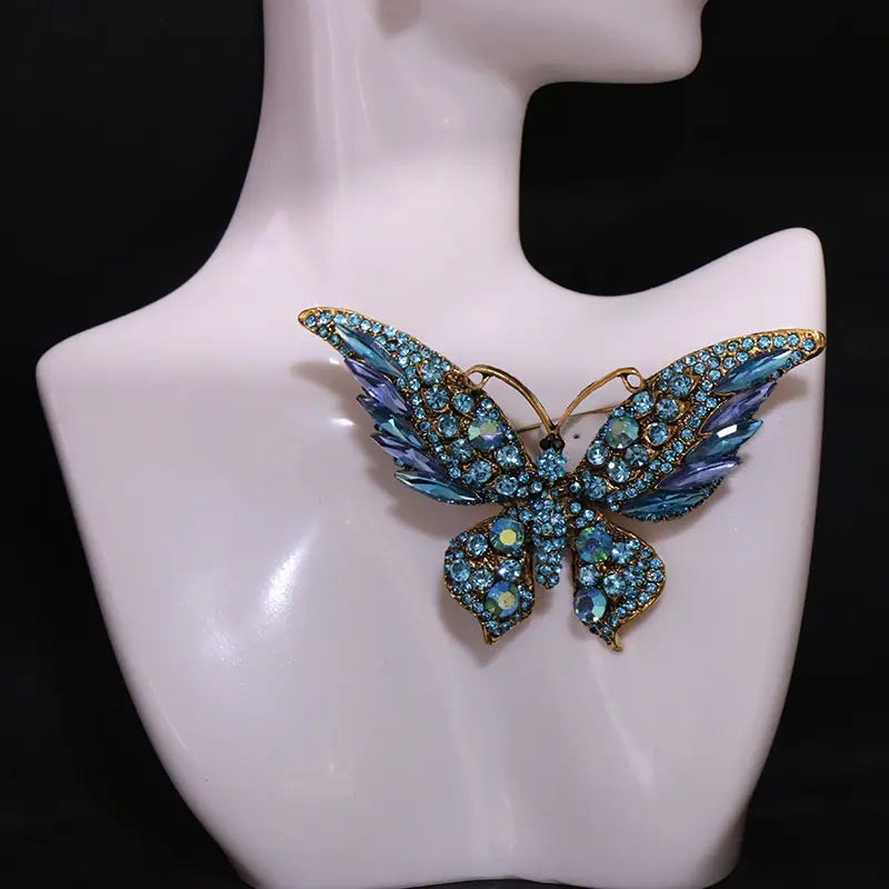 Fashionable Rhinestone Butterfly Brooch Pin, Alloy Jewellery for Clothes Collar Decoration