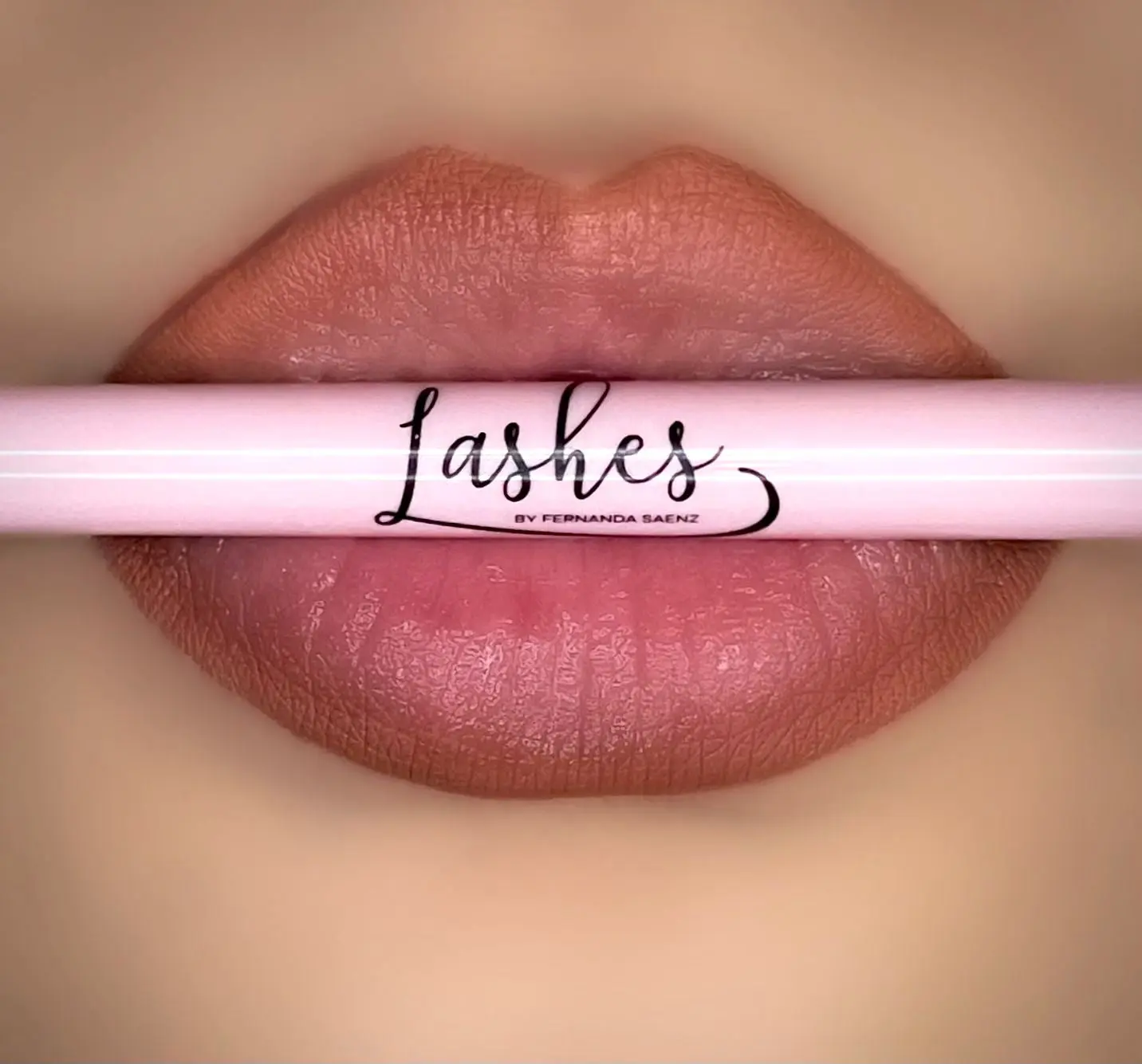 Delineador de Labios 08 by Lashes By Fernanda Saenz US Edition