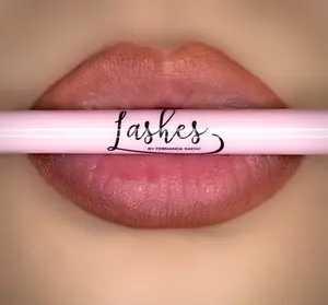 Delineador de Labios 08 by Lashes By Fernanda Saenz US Edition