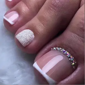 Holiday Essential: Portable Detachable False Nails, Glittery Rhinestone Short Style, Wearable Nail Tips, 24 Pieces, 12 Sizes