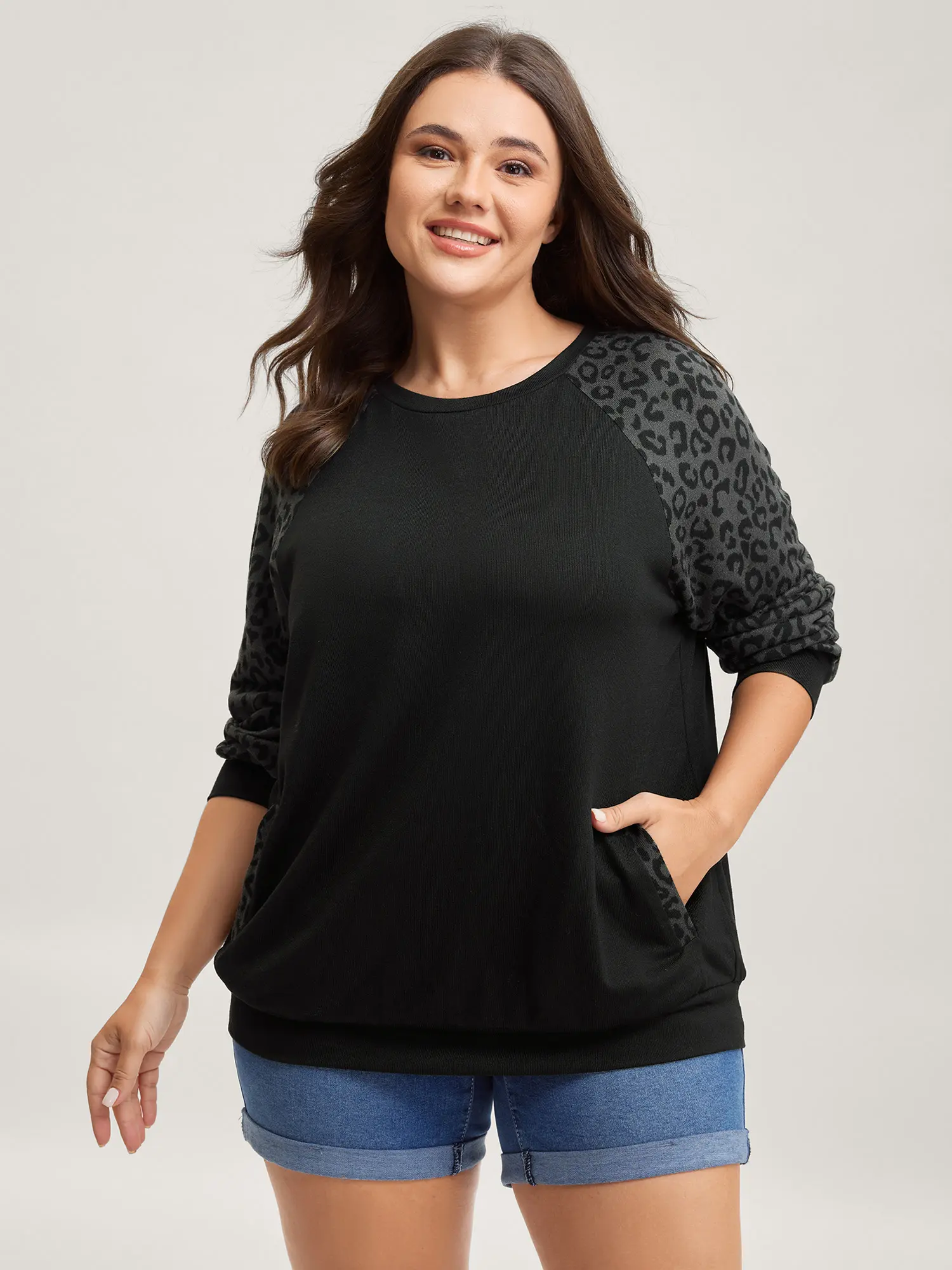 BloomChic Women's Round Neck Leisure Knit Sweatshirt with Animal Print Long Lantern Sleeves and Contrast Pockets, Long Sleeve, Women's Clothing