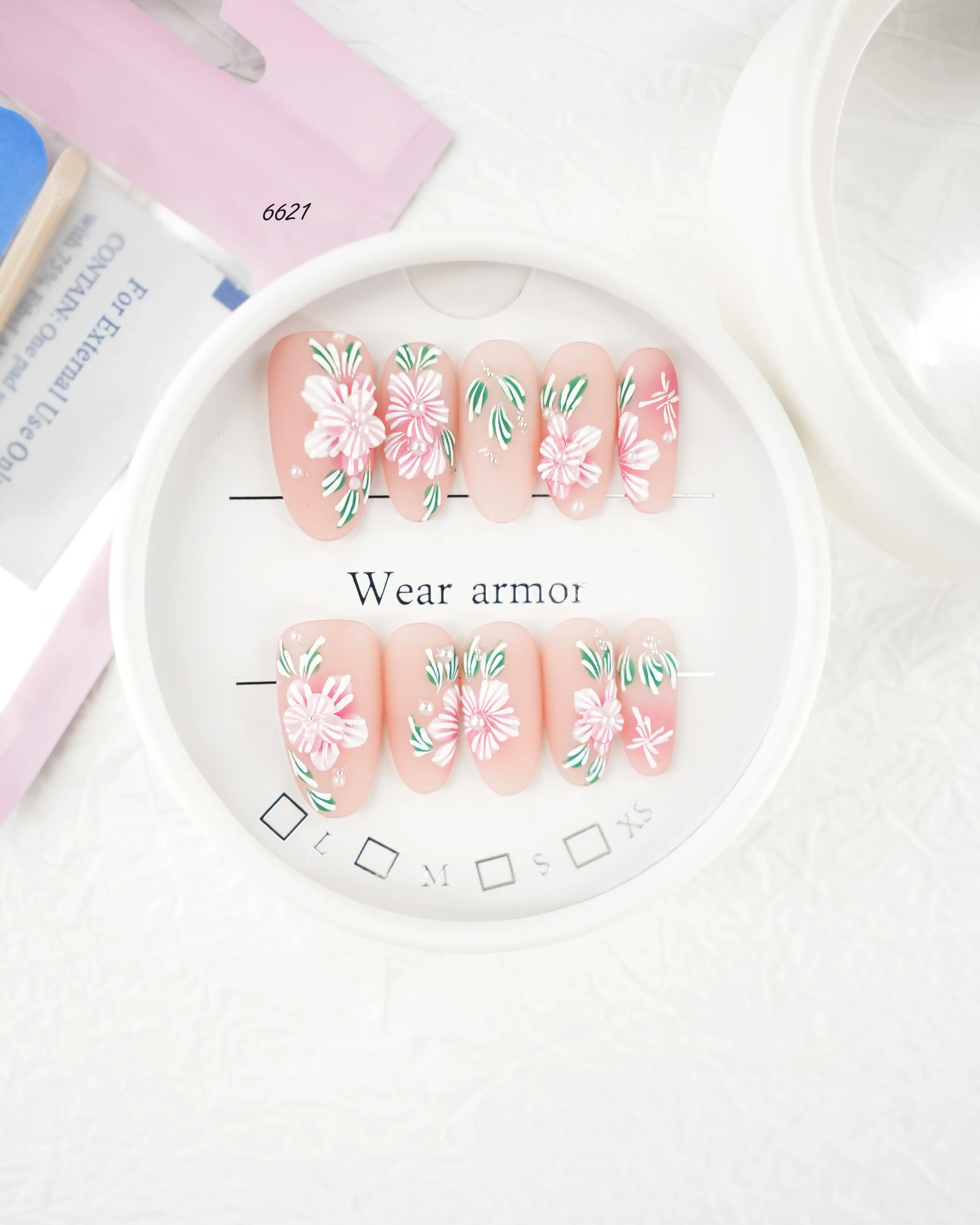 .DP.6621.Embroidered wearable nail art