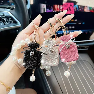 New Rhinestone Perfume Bottle Keychain with Bow & Faux Pearl, Bling Gradient Bag Charm, Luxury Car Key Ring for Women Girls