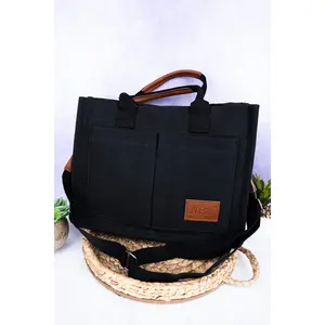 Black Laurel Bay Small Canvas Tote