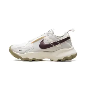 TC 7900 WMNS "Light Bone Burgundy Crush" DD9682 003