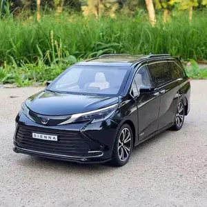 1:24 Toyota Sienna MPV Van Alloy Diecasts & Toy Vehicles Metal Toy Car Model Sound And Light Collection Kids Toy H4