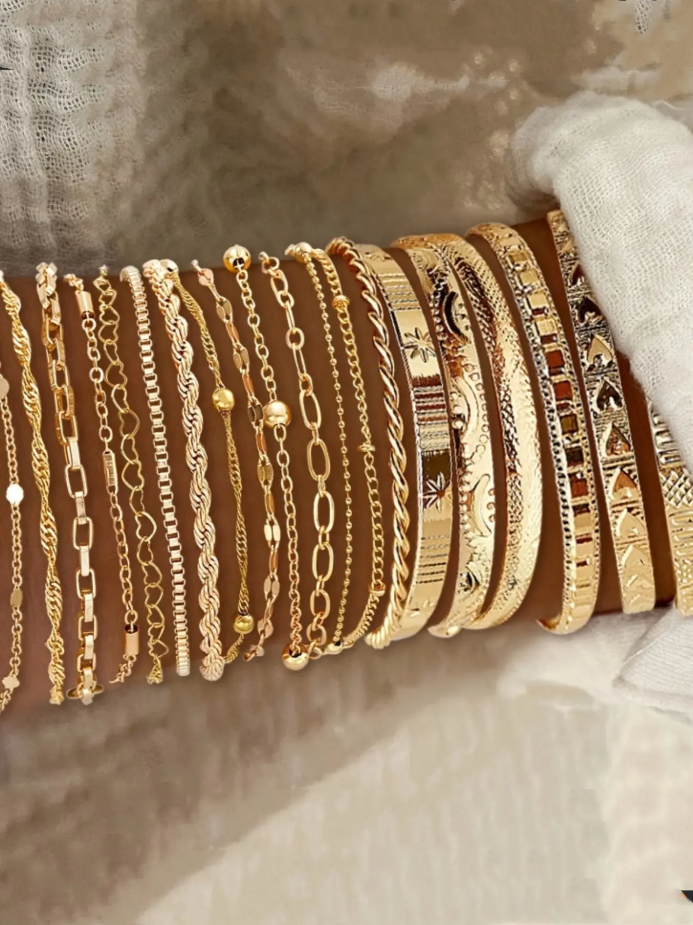 20pcs/Set Elegant Women's Bracelets, Fashion High-Quality Bracelets, Versatile Accessories for Daily Wear, Ideal Gifts, Perfect for Any Occasion, Stackable Bracelet Set, Alloy Chain Bracelet