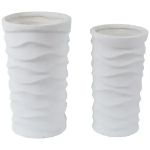 LuxenHome 2-Piece White Tall Wavy MgO Planters