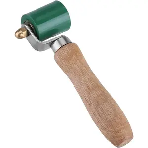 Rubber Hand Roller, 40mm Silicone High Temperature Seam Removable Hand Pressure Roller Roofing PVC Welding Tool for Air Heating Welding Installation Tool, Green