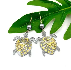FAUX TURTLE SHELL EARRING - Grey/Gold Honu
