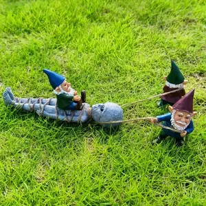 Whimsical Resin Gnome Alien Capture Garden Statues, Fun Yard & Lawn Ornaments for Easter & Halloween, Garden Gnomes, 3.82in Tall