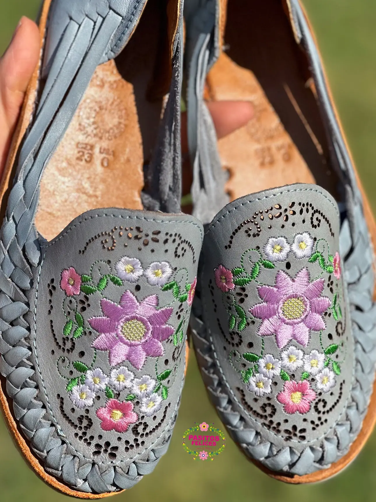 Rosaura - Blue Embroidered Flat Huaraches