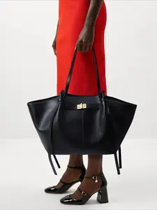 Lightweight Large Capacity Bat Shape Handbag, High Street Trendy Shoulder Crossbody Bag, European Style Fashion Backpack