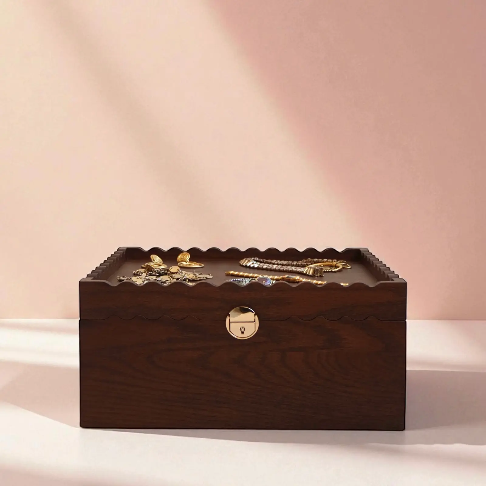 The 2-in-1 Keepsake Case