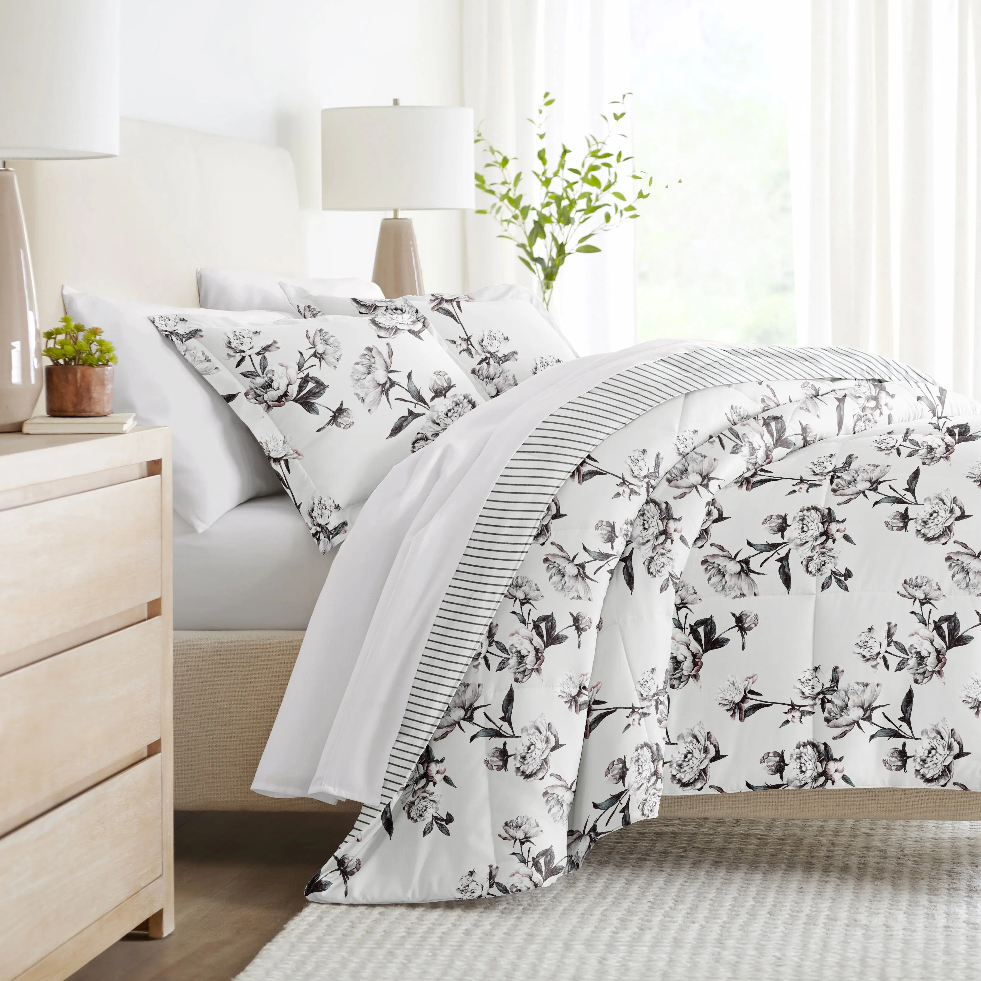 Vintage Magnolia Reversible Down-Alternative Comforter Set Vintage Magnolia Reversible Down-Alternative Comforter Set