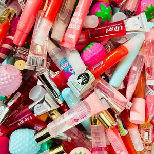 Lip Gloss Bundle  “Sweet Kisses ” Lip Gloss box